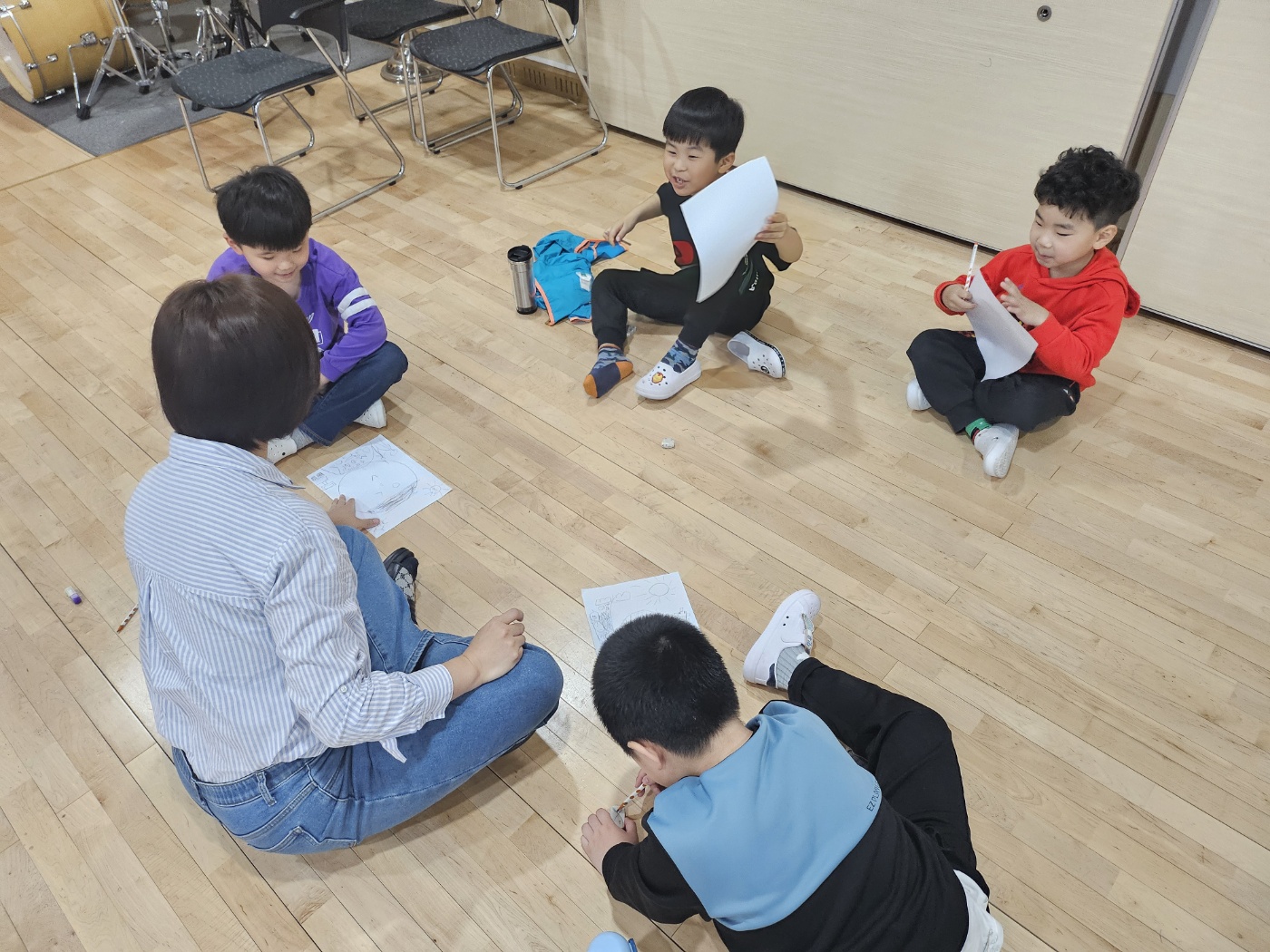 [금천초] 2024 전문 배우들과 함께하는 뮤지컬 연극교실 운영2.jpg