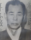 심상팔 사진