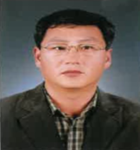 이용택 사진