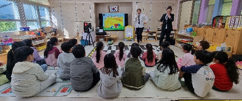 [낙산초병설유치원] '유초이음 교통안전교육'으로 튼튼한 안전 울타리 구축!  