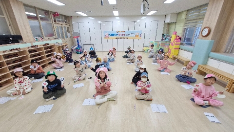 [왜관동부초병설유치원]책으로 놀자-책속으로 골든벨