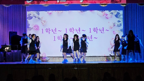 [청송여중고] 열정 빚은 무대, 우정이 된 음표 