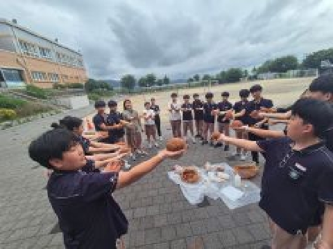 [다산중] "우리 손으로 살리는 우리 하천!" 하천 살리기 프로젝트 실시