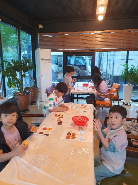  (용성초병설유) 따뜻한 교감을 나누는 즐거운 승마 체험 및 쿠키 만들기