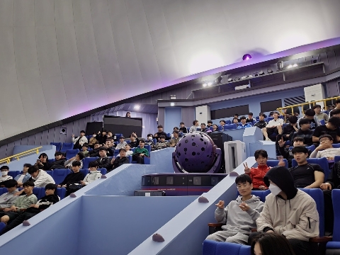 [2026.4.7.(화)] 탐구체험전시실 견학 (영천고등학교)