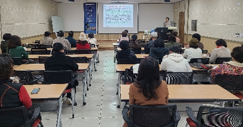 [점촌도서관] 2025년 하반기 글사랑문학회 작가 특강