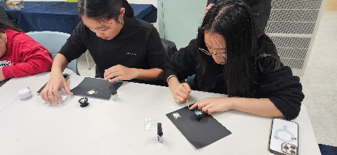 [동로초] 우리문화 체험 활동으로 ‘자개 그립톡 만들기’ 운영