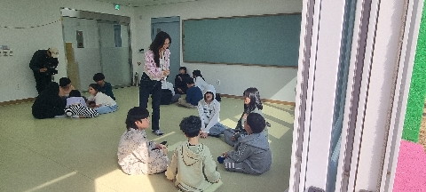 [용흥초] “우리 학교에 태리샘이 떴다!” 용흥초, 연극으로 꽃피는 아이들의 꿈 