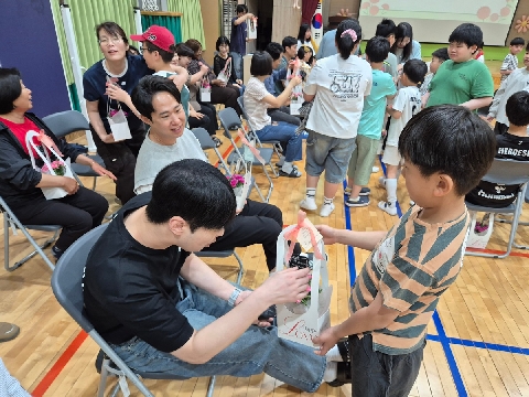 [신기초] 따뜻한 마음 나눈 스승의 날 행사 개최