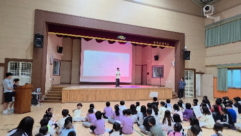 [문경초]시가 울리고 마음이 피어나다