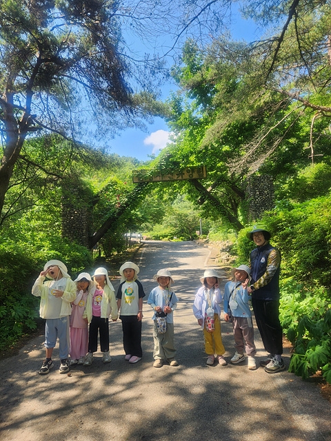 [점촌북초병설유치원] 불정유아숲체험원 체험학습 실시 