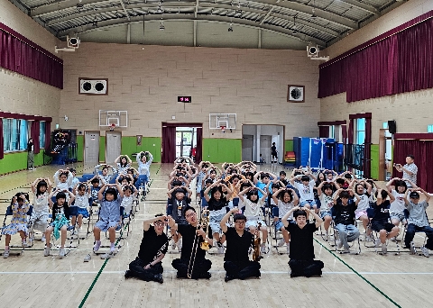 [산북초]음악으로 배우는 존중과 배려, 장애인예술단 초청 공연 관람
