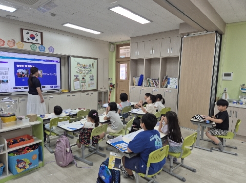[당포초]대학생 연계 여름방학 영어캠프 프로그램 운영