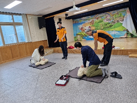 [온정초] 교직원 심폐소생술 교육으로 응급대응 역량 강화
