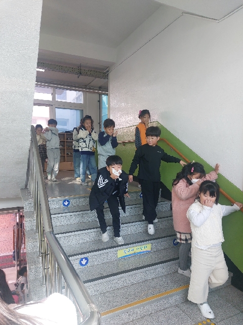 의성초, 화재 대비 민방위 훈련 실시