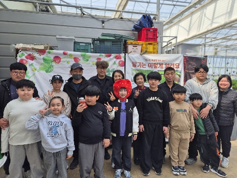 옥전초 - 가족과 함께하는 생태전환교육 실시(오감으로 느끼는 생태적 감수성 함양)