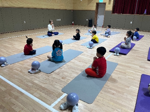 비안초병설유_비안초병설유치원 및 비안초등학교  함께하는 < 몸 튼튼 마음 쑥쑥 >  요가 및 필라테스 교실