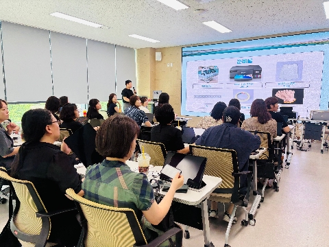 [교육지원과] 스마트 기기로 치유하는 디지털 행정 문화