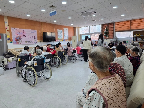 [예천여중]손끝으로 전한 마음, 예천여중 학생들의 따뜻한 하루
