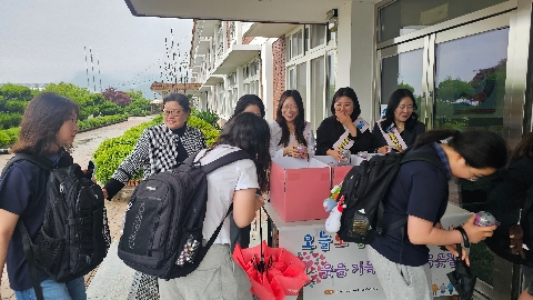 [예천여중] 학부모 참여 지원사업 행복한 등굣길 행사 실시