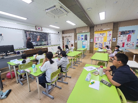 [용궁초] 원어민과 함께하는 여름방학 영어 체험활동 운영
