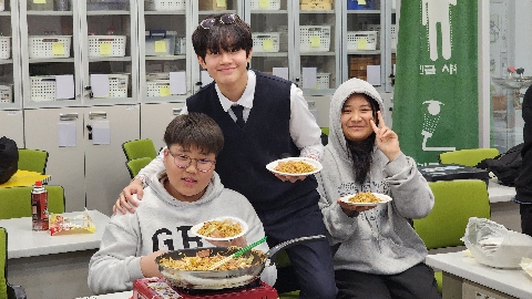 [병곡중] 영어와 일본어로 한국 문화를 전하며 글로벌 역량 강화